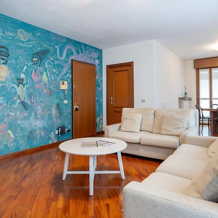Spacious Bright Apartment Near City Center And Como Lake With Air Conditioning Лекко Экстерьер фото