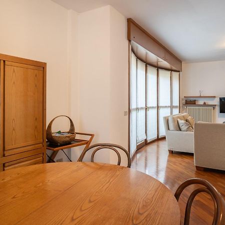 Spacious Bright Apartment Near City Center And Como Lake With Air Conditioning Лекко Экстерьер фото
